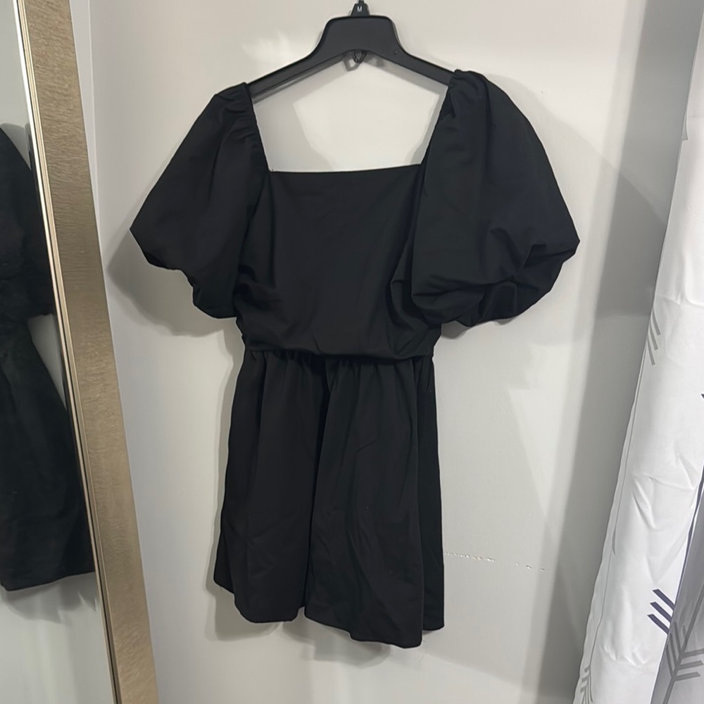 Petal+Pup Black Puff Sleeve Dress size Large